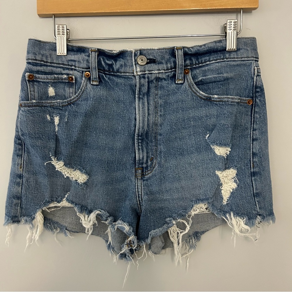 Abercrombie & Fitch The Mom Short High Rise Jean Shorts